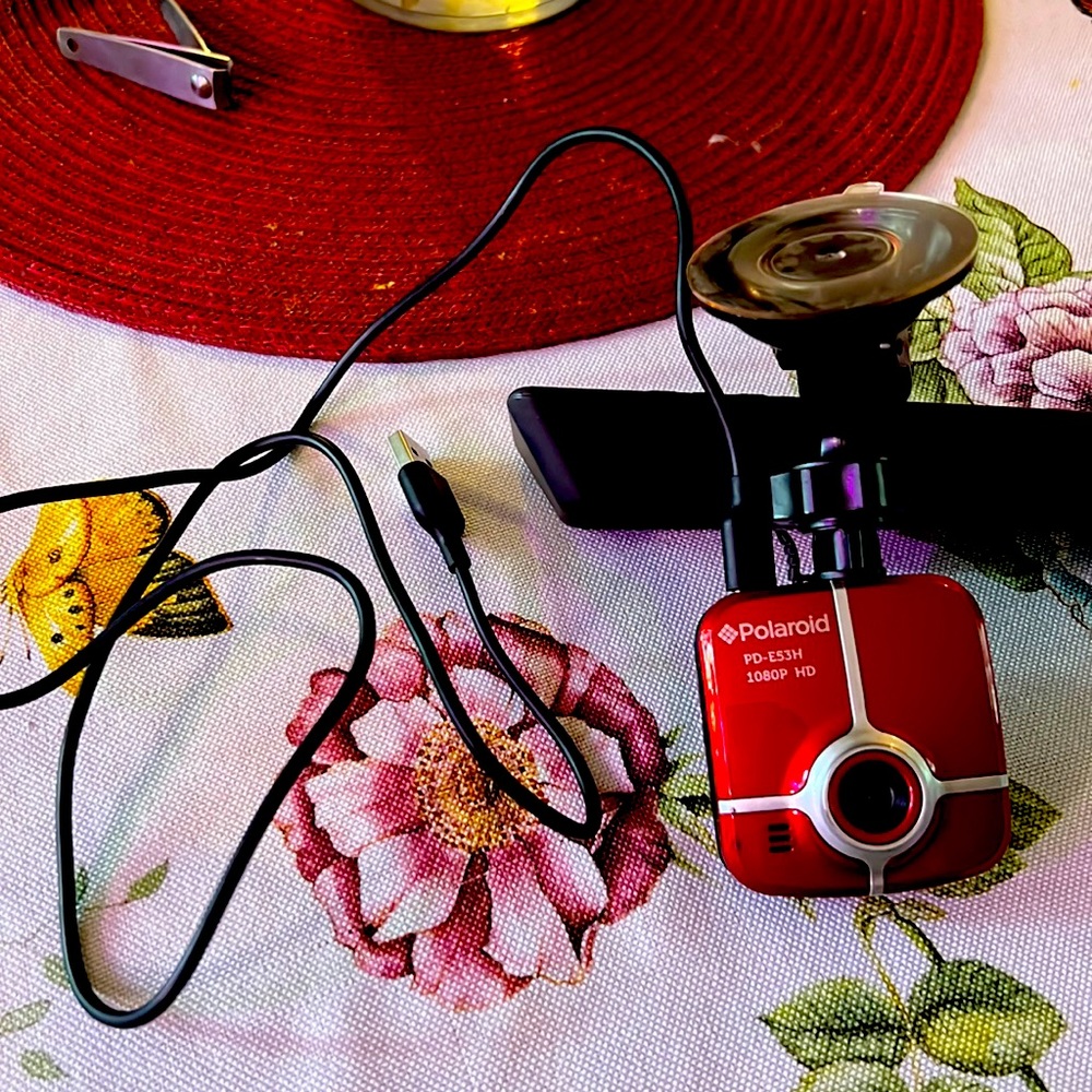 Polaroid 1080p dash camera